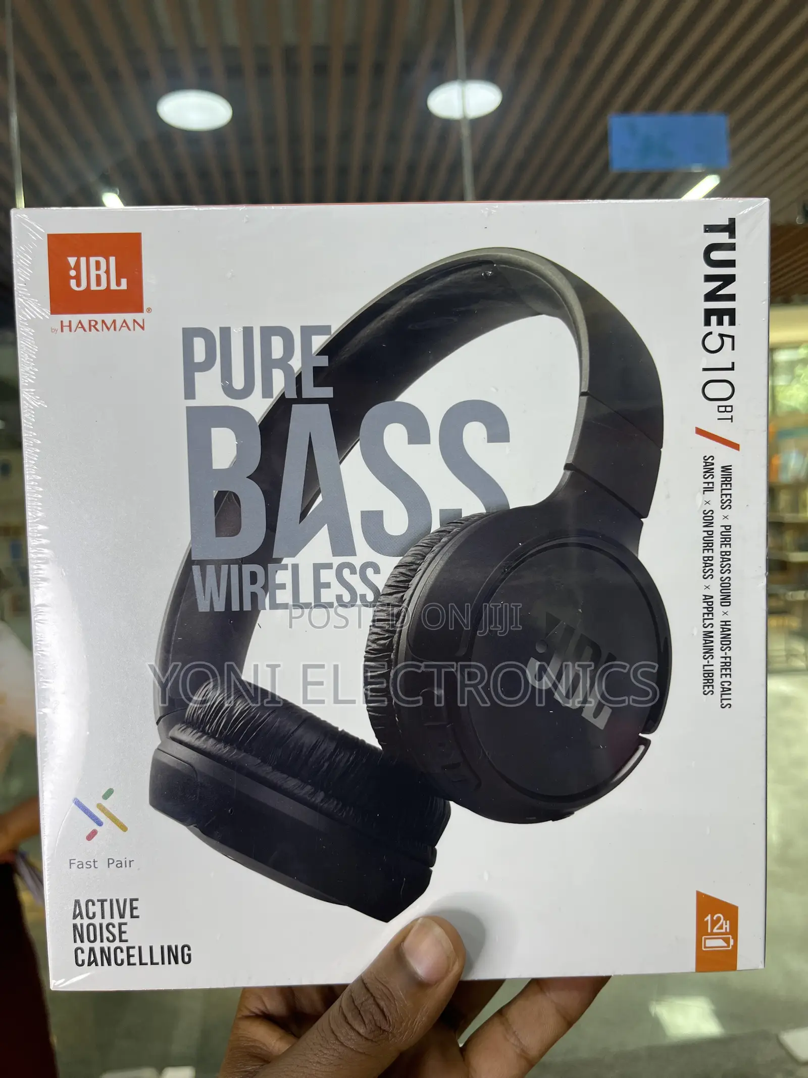 JBL TUNE 510BT Pure Bass Wireless on-Ear Headphones (Black)