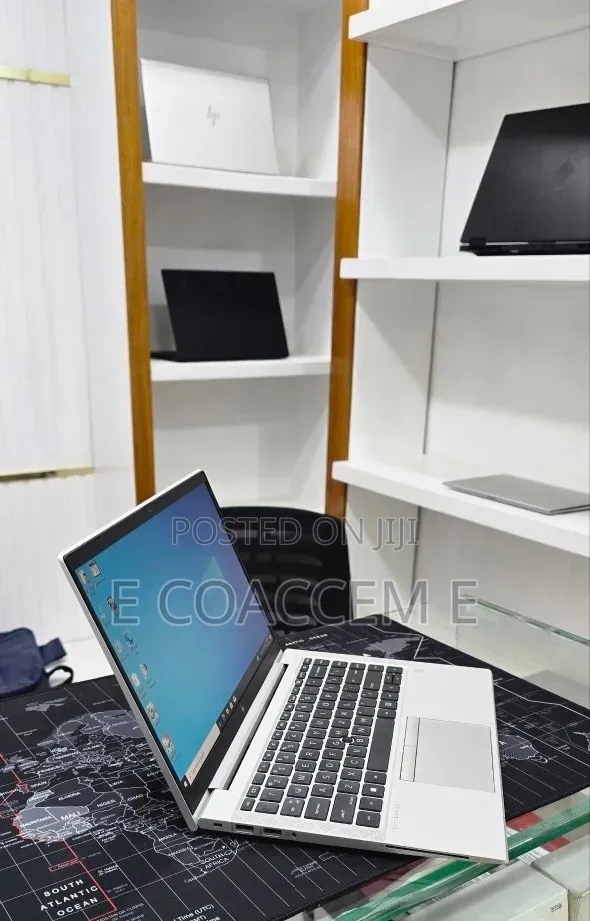 New Laptop HP EliteBook 845 G8 16GB AMD Ryzen 5 SSD 512GB