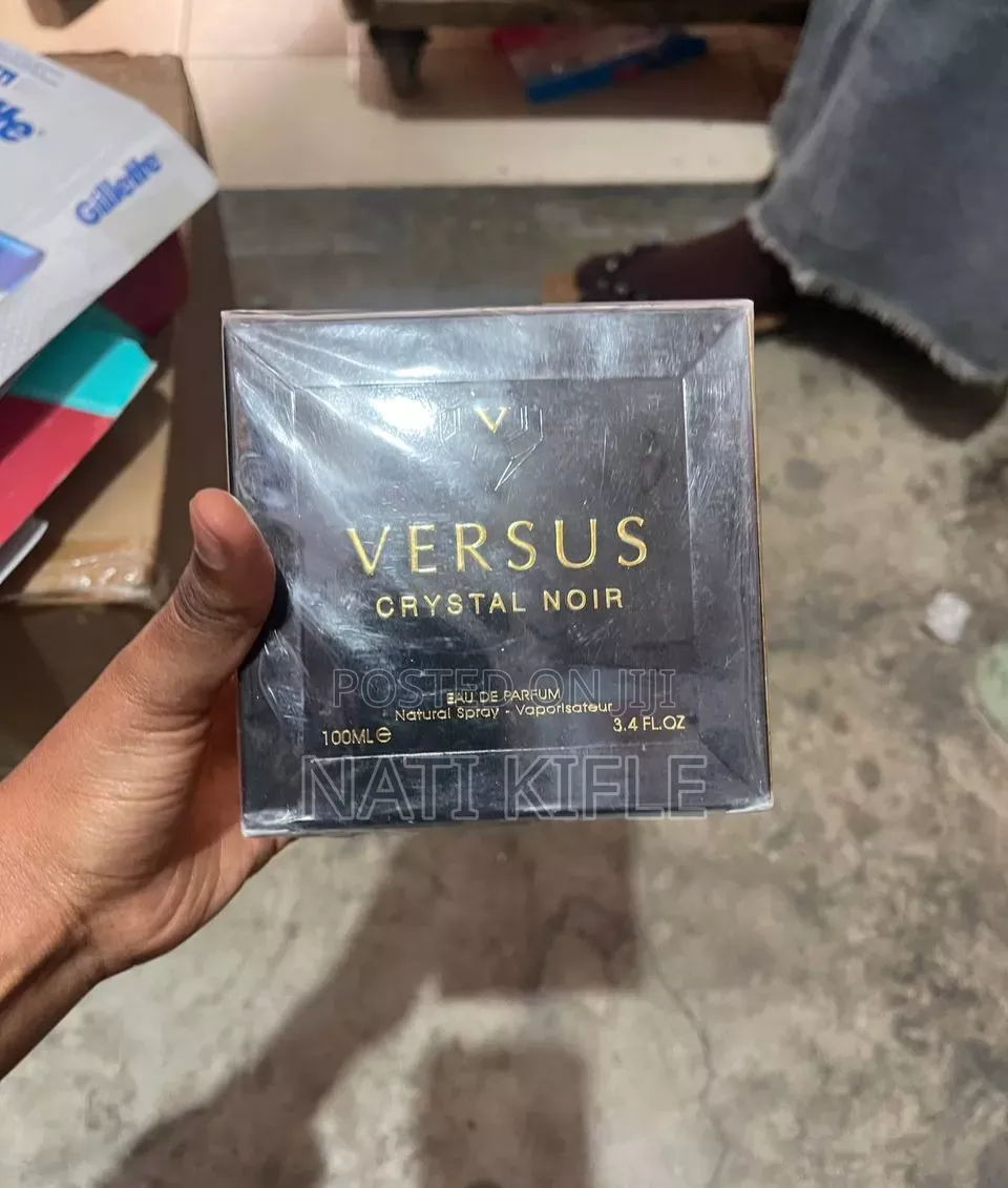 Versus Crystal Nolr Parfume