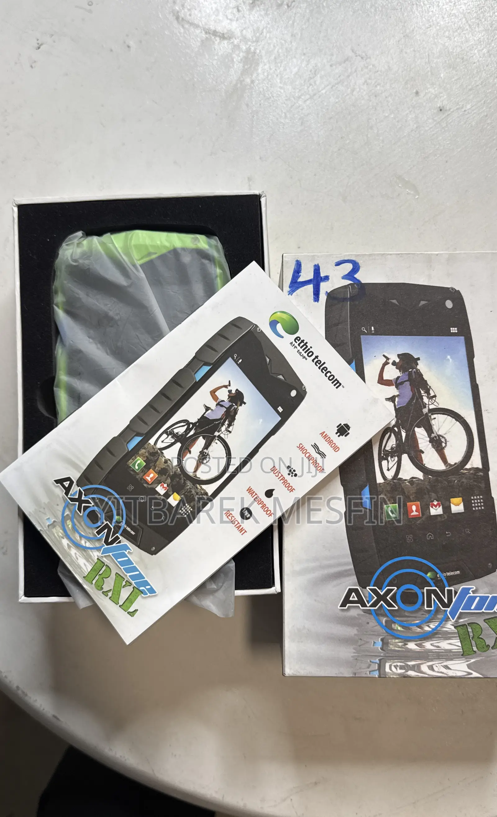 New Mobile Phone 64 GB Green