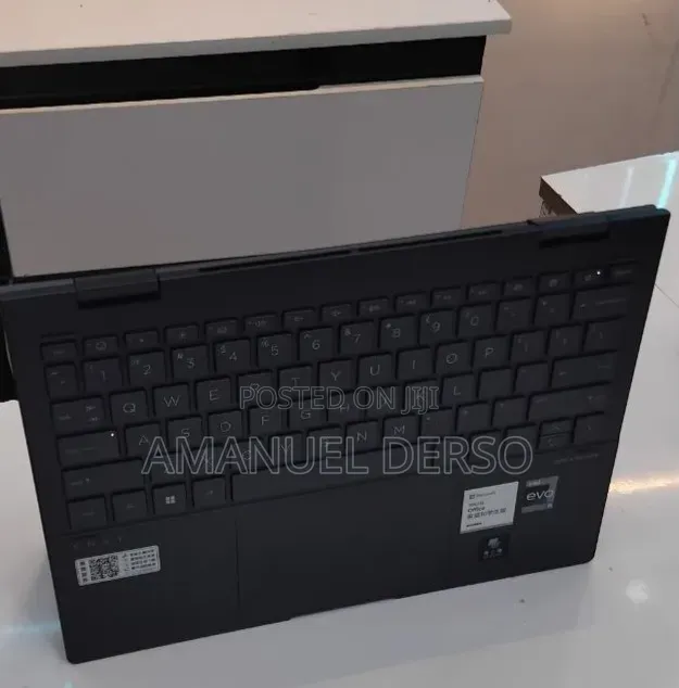 New Laptop HP Envy x360 16GB Intel Core i5 SSD 512GB