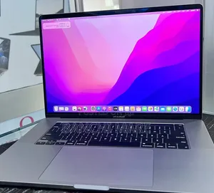 New Laptop Apple MacBook Pro 2019 32GB Intel Core i9 SSD 512GB