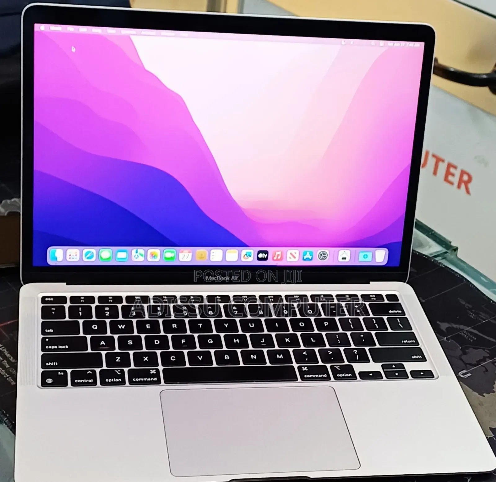 New Laptop Apple MacBook Air 2020 M1 16GB Apple M1 Pro SSD 512GB