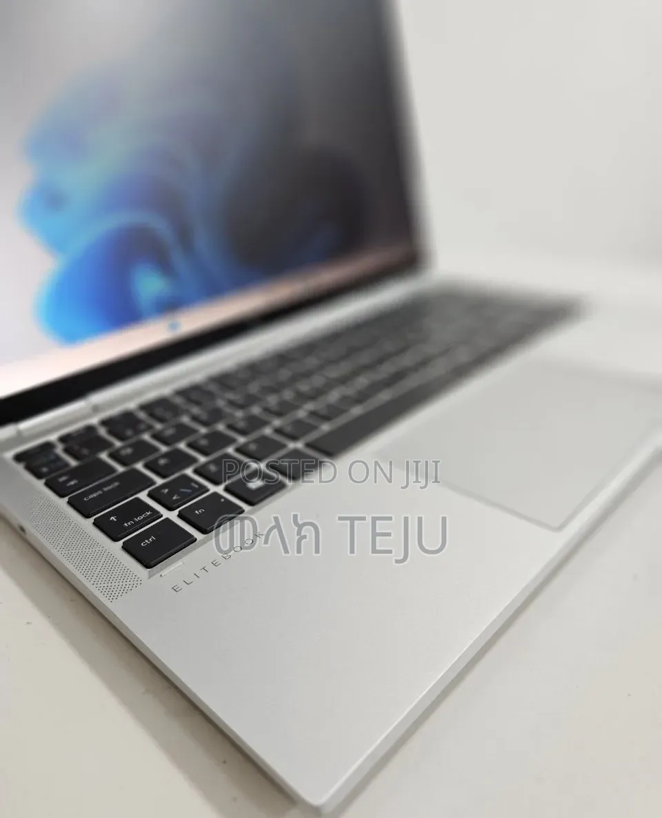 New Laptop HP EliteBook x360 1030 G8 16GB Intel Core i7 SSD 512GB