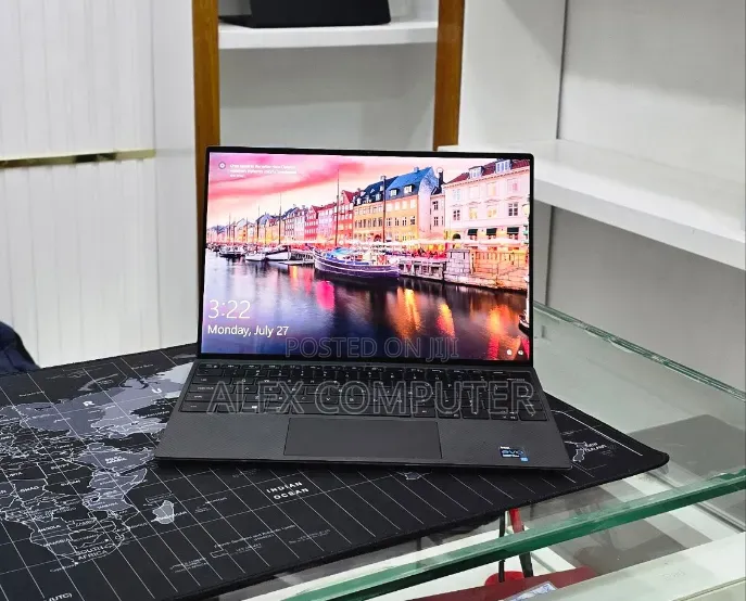 New Laptop Dell XPS 13 16GB Intel Core i7 SSD 512GB