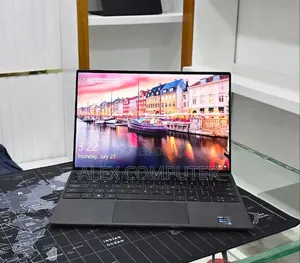 New Laptop Dell XPS 13 16GB Intel Core i7 SSD 512GB