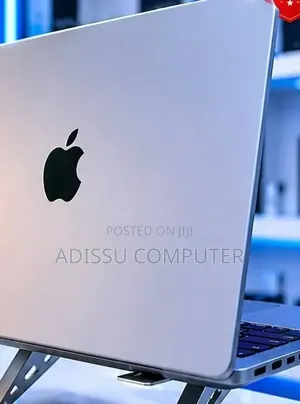 New Laptop Apple MacBook Pro 2019 16GB Apple M1 Pro SSD 512GB