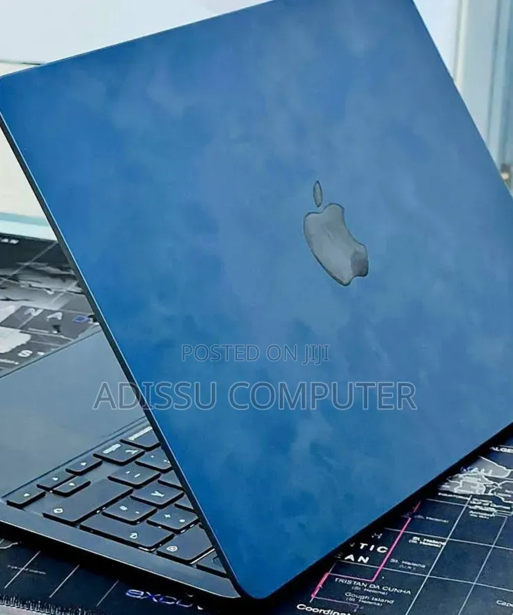 New Laptop Apple MacBook Air 2022 M2 16GB Intel Core M2 SSD 512GB