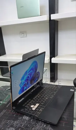 New Laptop Asus 16GB Intel Core i7 SSD 512GB
