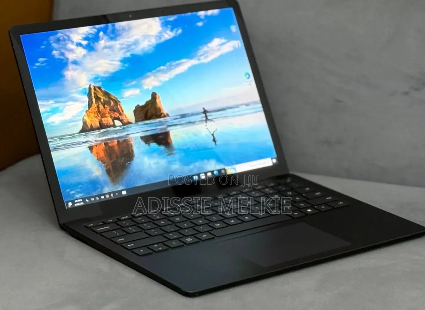 New Laptop Microsoft Surface Laptop 4 16GB Intel Core i7 SSD 256GB