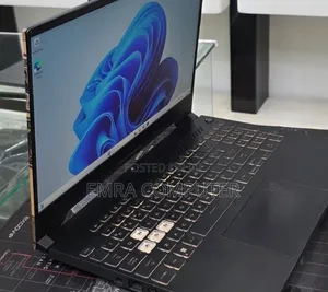 New Laptop Asus 16GB Intel Core i7 SSD 512GB