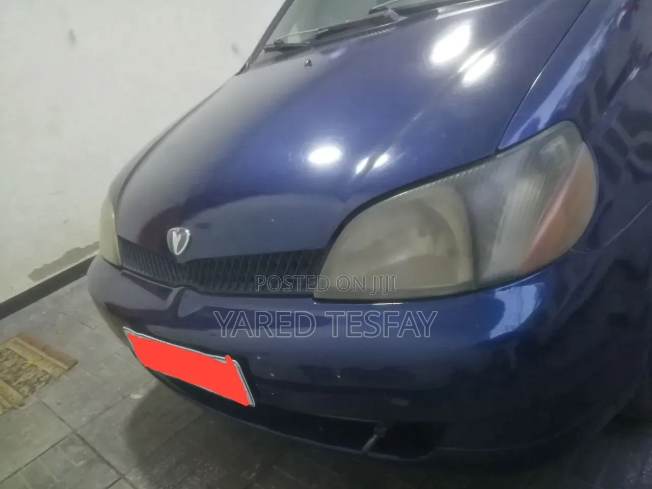 Toyota Platz 2000 Blue