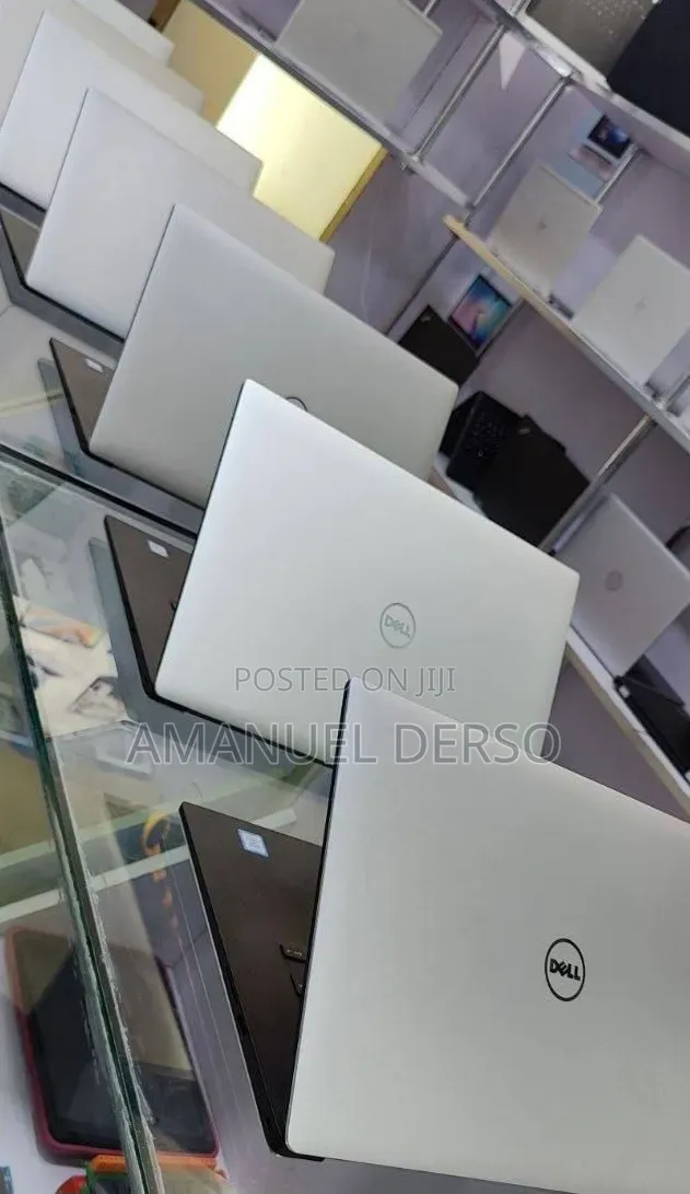 New Laptop Dell XPS 15 16GB Intel Core i7 SSD 512GB