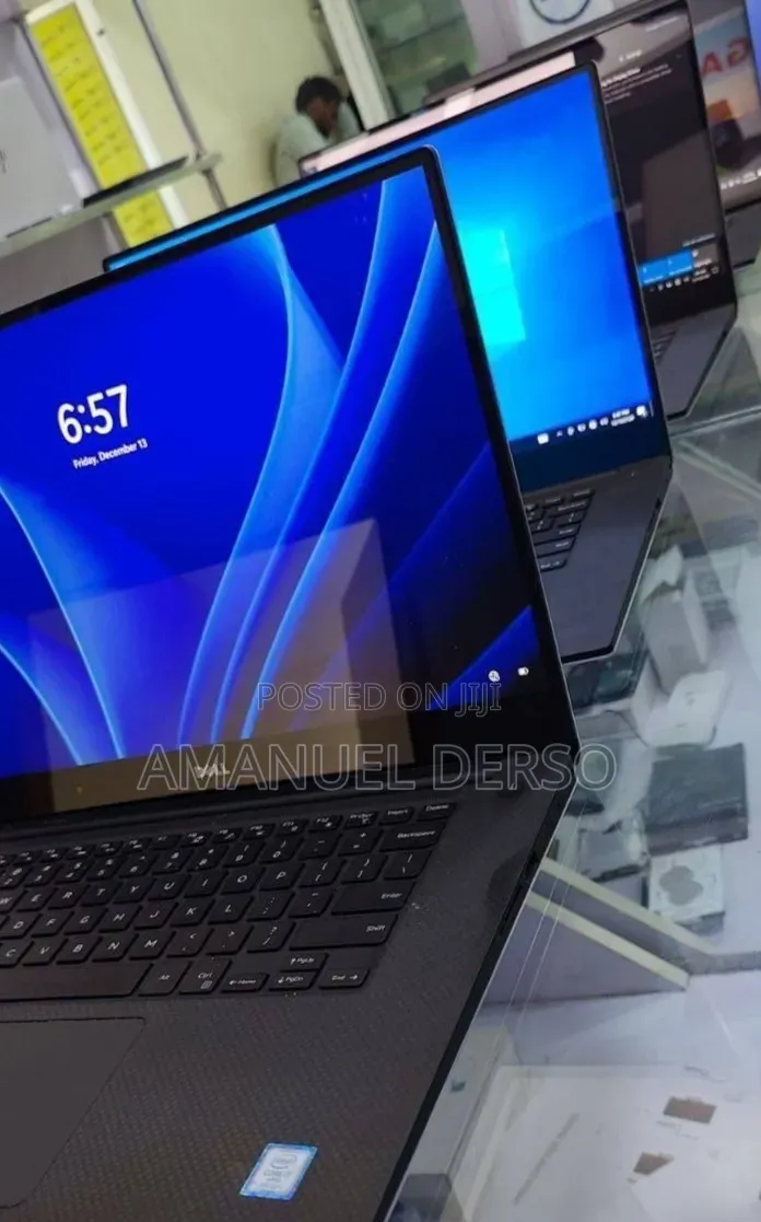 New Laptop Dell XPS 15 16GB Intel Core i7 SSD 512GB