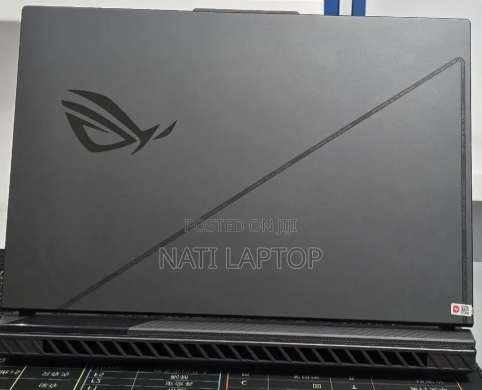 New Laptop Asus ROG Strix G16 G614 16GB Intel Core i7 SSD 1T
