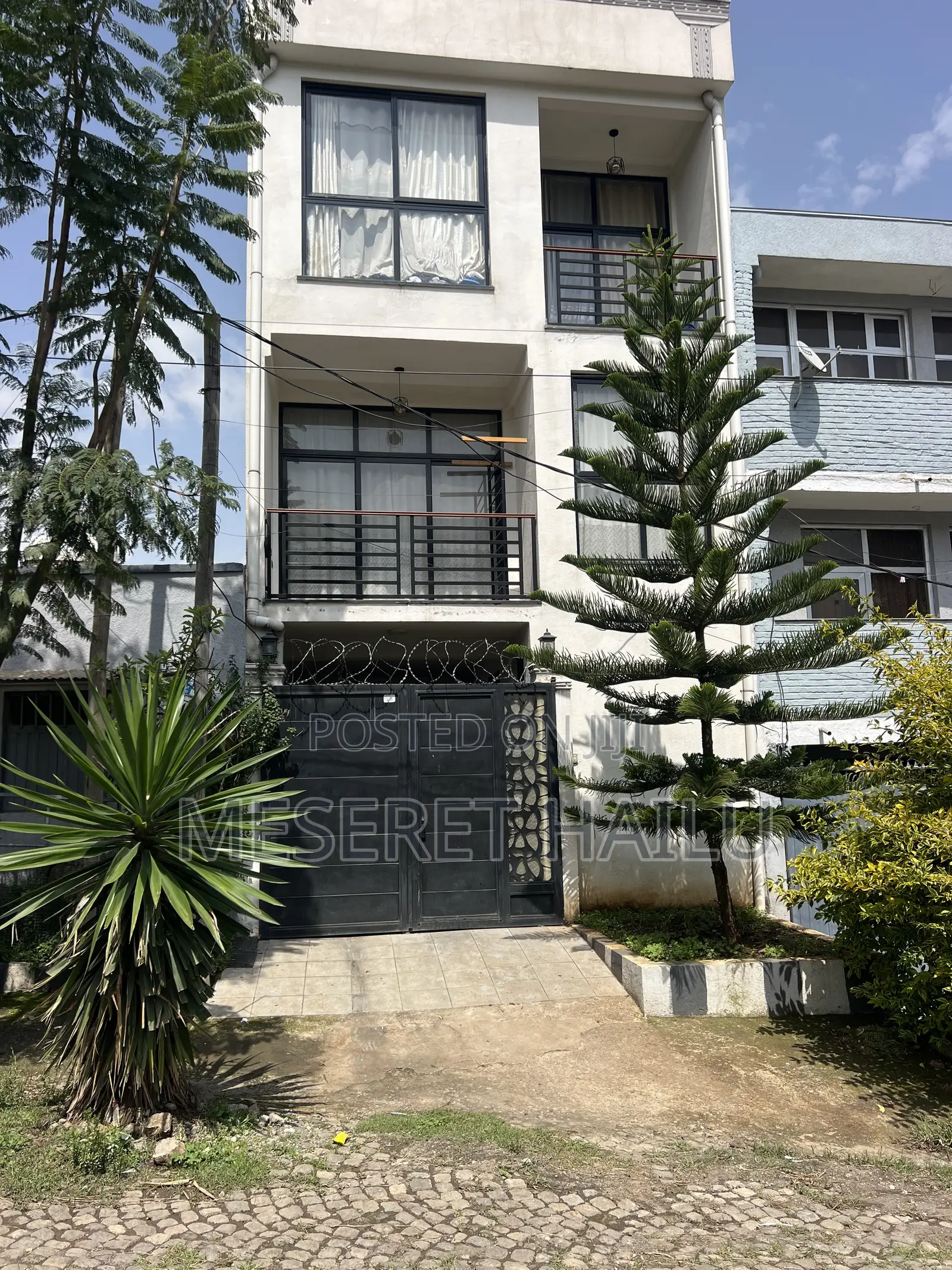 Furnished 5bdrm House in Bole Bolbula for sale