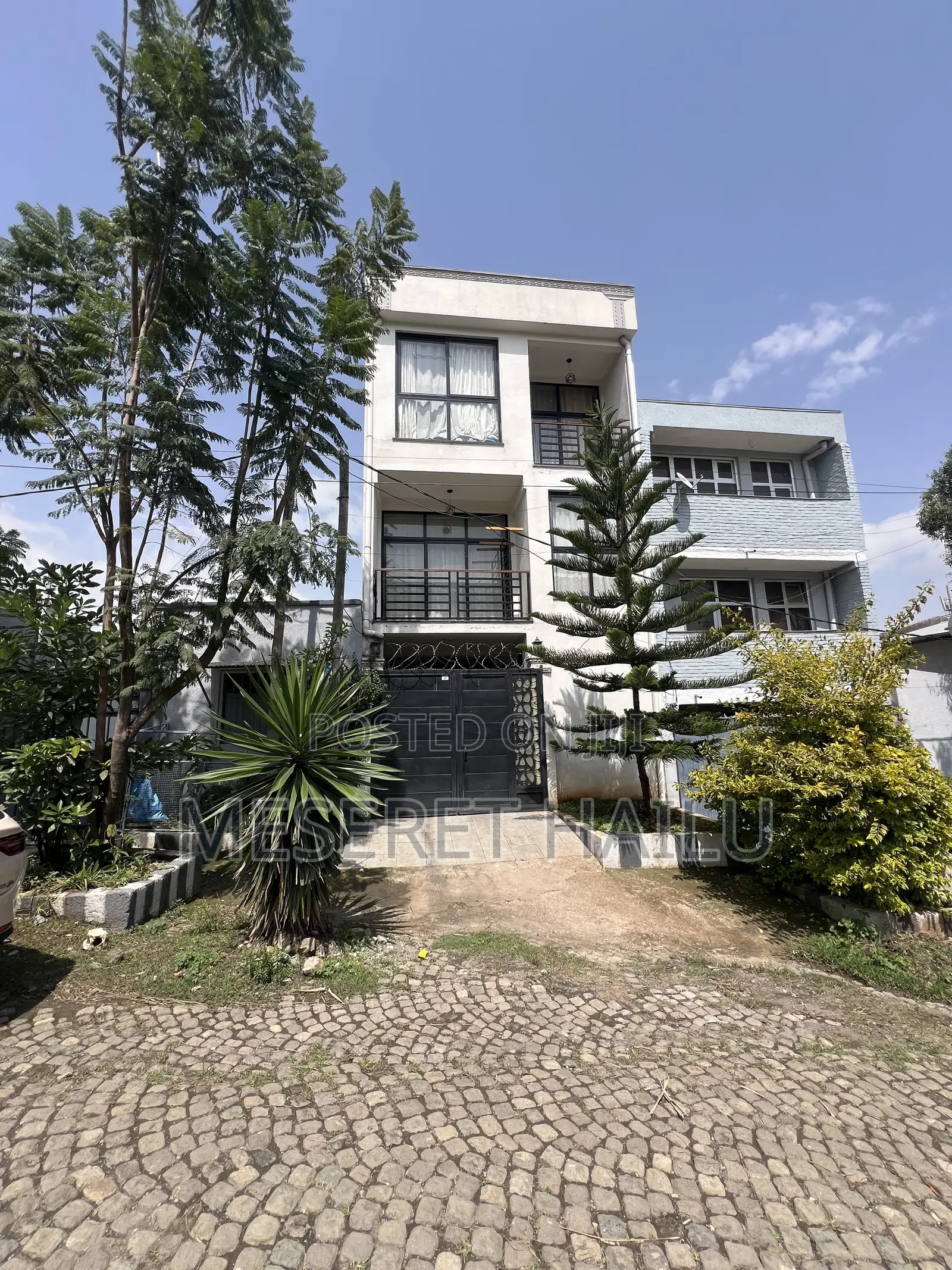 Furnished 5bdrm House in Bole Bolbula for sale
