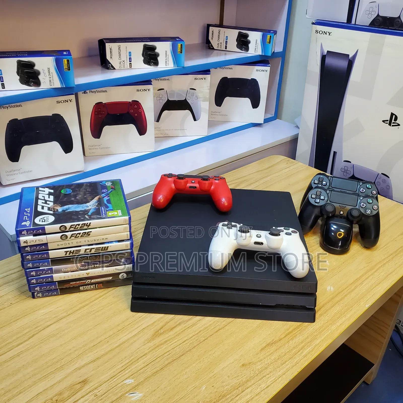 Ps4 Pro Dubai Used Jailbreak Original 2 Joystick