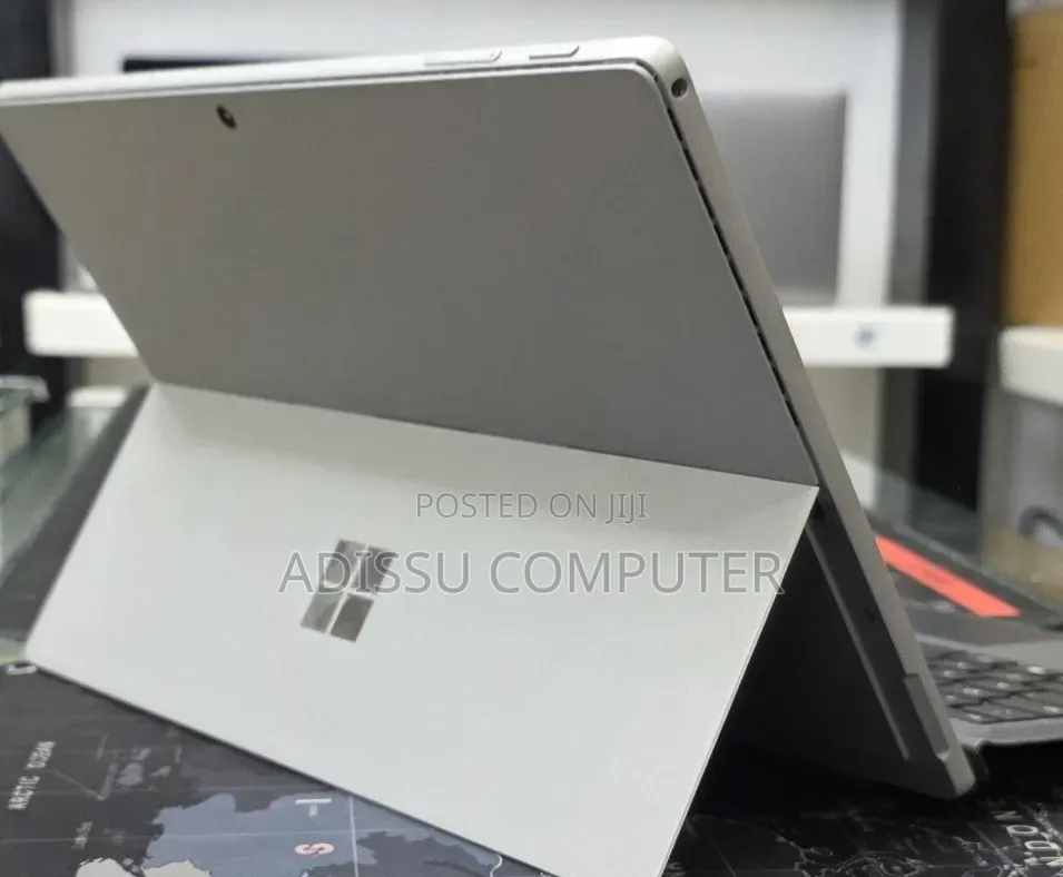 New Laptop Microsoft Surface Pro 7 16GB Intel Core i7 SSD 512GB