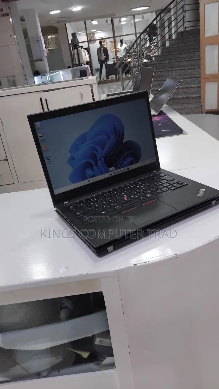 New Laptop Lenovo ThinkPad T14s G4 16GB AMD Ryzen 5 SSD 512GB