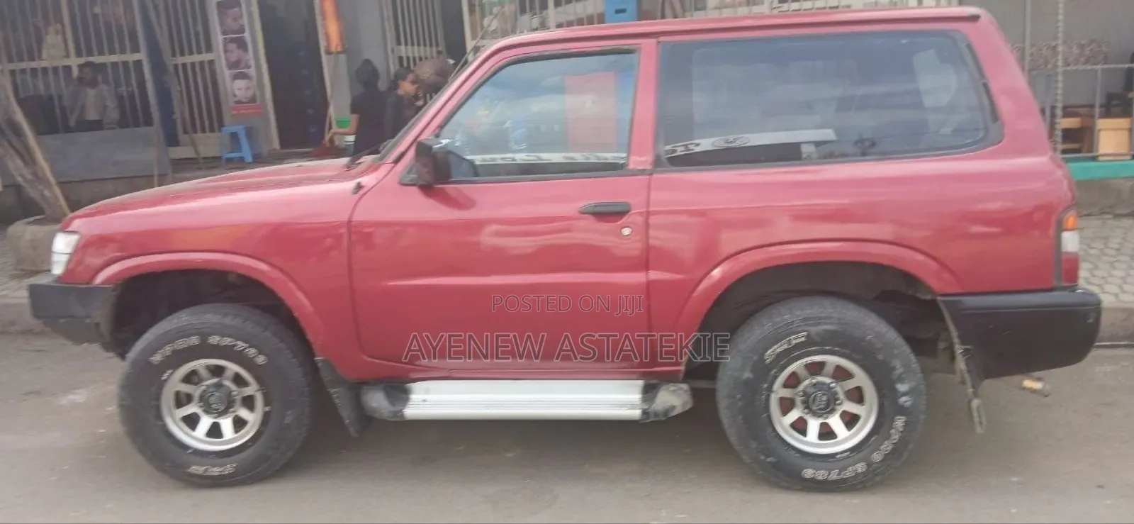 Nissan Patrol 2001 Red