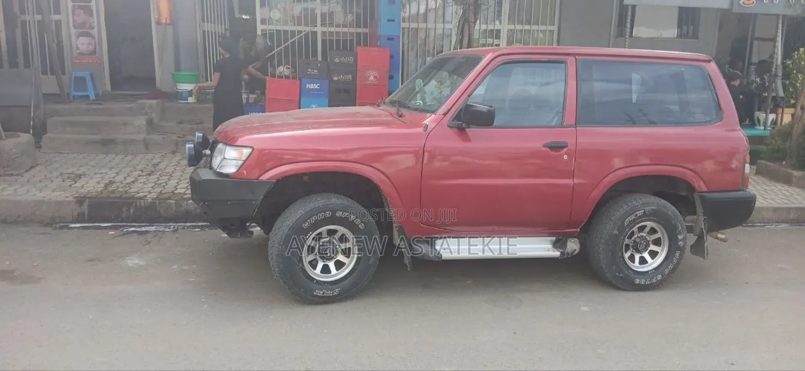 Nissan Patrol 2001 Red