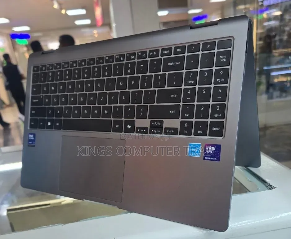 New Laptop Samsung NP-X360 16GB Intel Core Ultra 7 SSD 512GB
