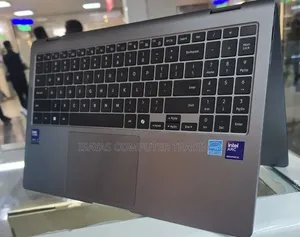 New Laptop Samsung Galaxy Book4 Ultra 16GB Intel Core Ultra 7 SSD 512GB