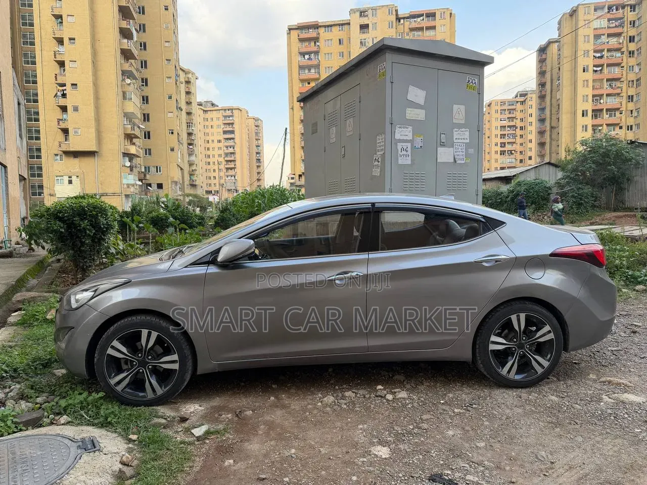 Hyundai Avante 2014 Gray