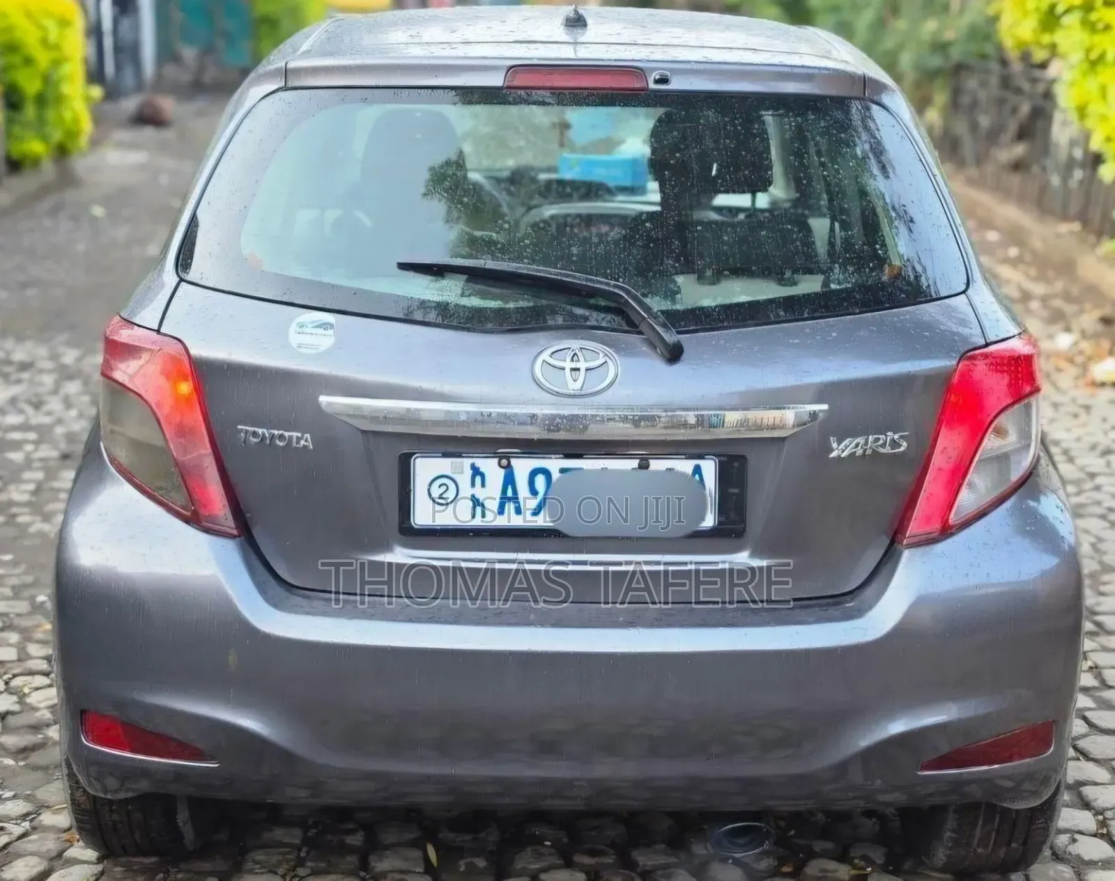 Toyota Yaris 2012 Gray