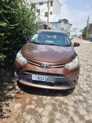 Toyota Yaris 2014