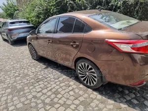 Toyota Yaris 2014