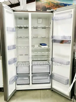 Hisense Side by Side 820L Refrigerator