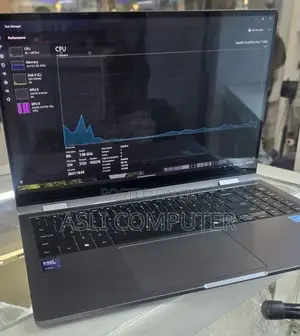 New Laptop Samsung 16GB Intel Core Ultra 7 SSD 512GB