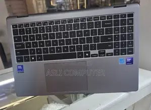 New Laptop Samsung 16GB Intel Core Ultra 7 SSD 512GB