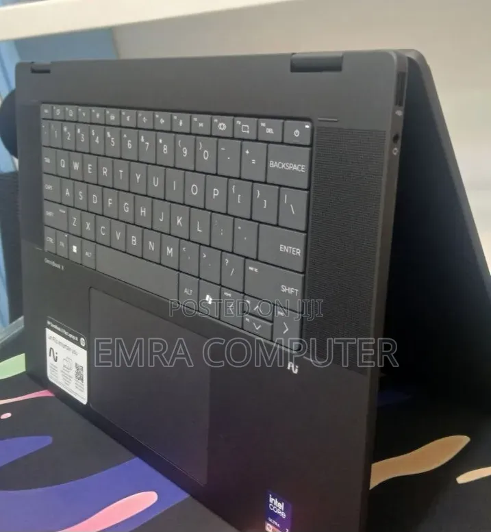New Laptop HP 16GB Intel Core Ultra 7 SSD 512GB