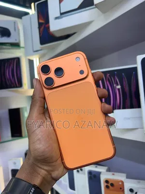 New Apple iPhone 17 Pro Max 256 GB Orange
