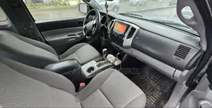 Toyota Tacoma 2012 Matt Black