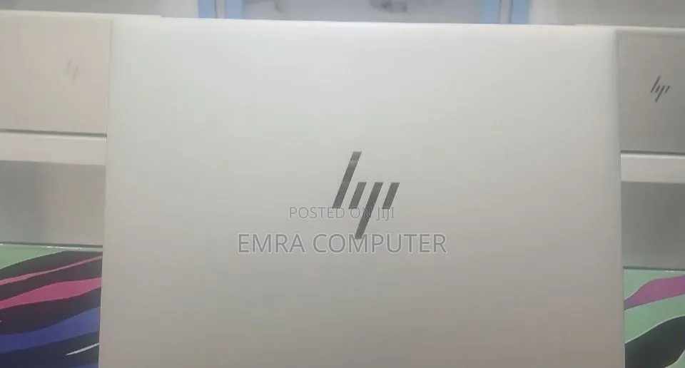New Laptop HP EliteBook 840 10 16GB Intel Core i7 SSD 512GB