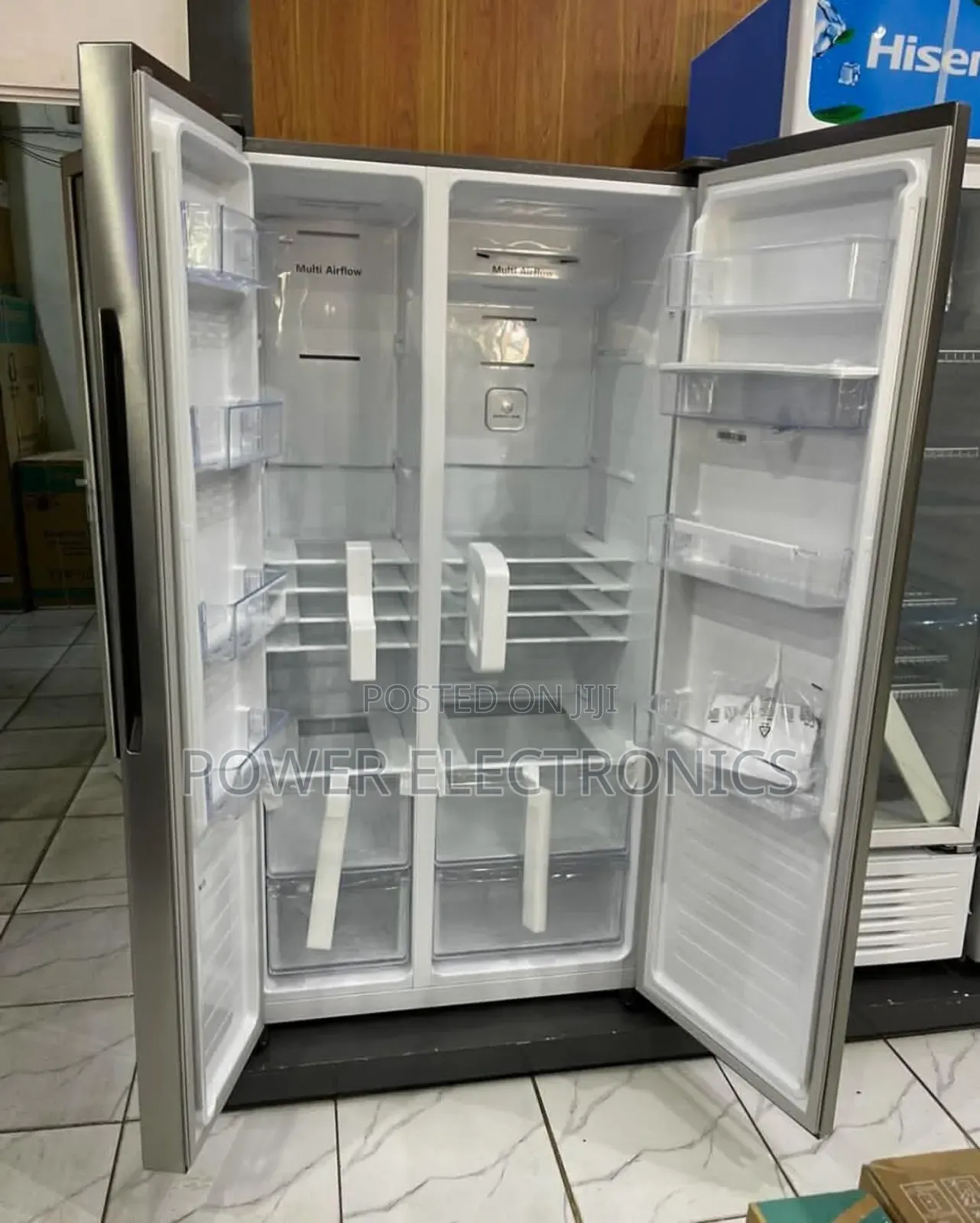 Hisense Side by Side 670l Refrigerator