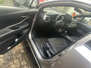 Toyota C-HR 2021 Silver