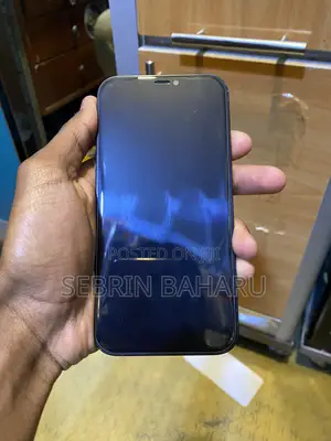 Apple iPhone 12 64 GB Black