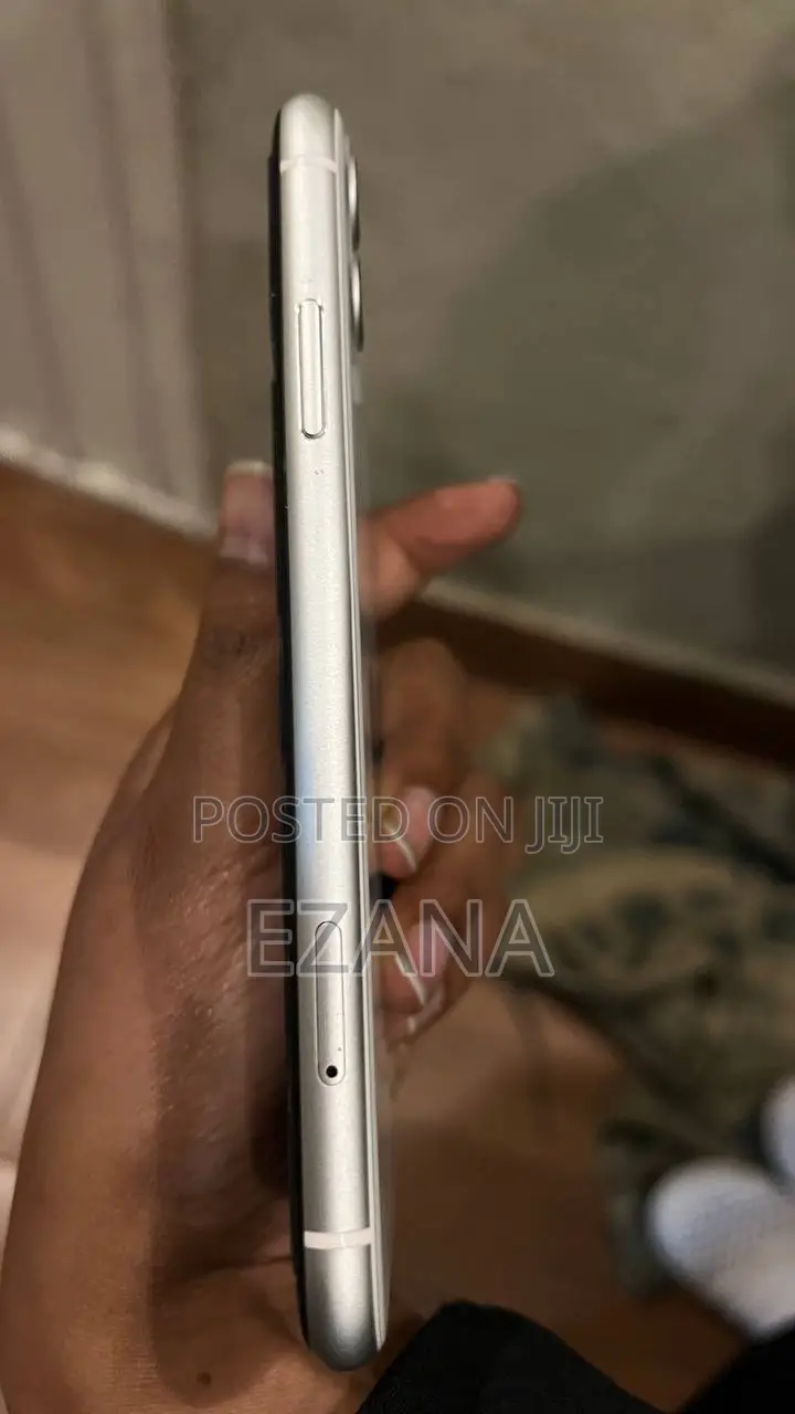 Apple iPhone 11 128 GB White