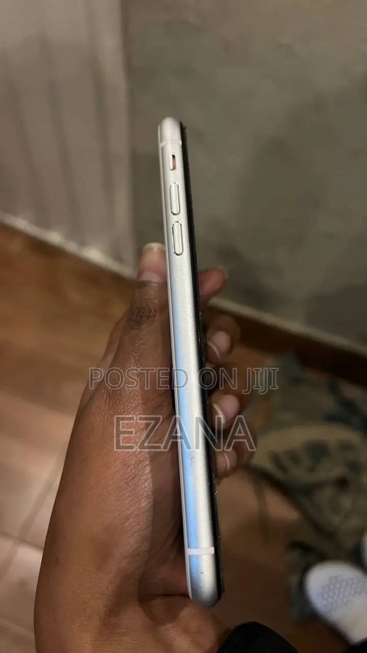 Apple iPhone 11 128 GB White