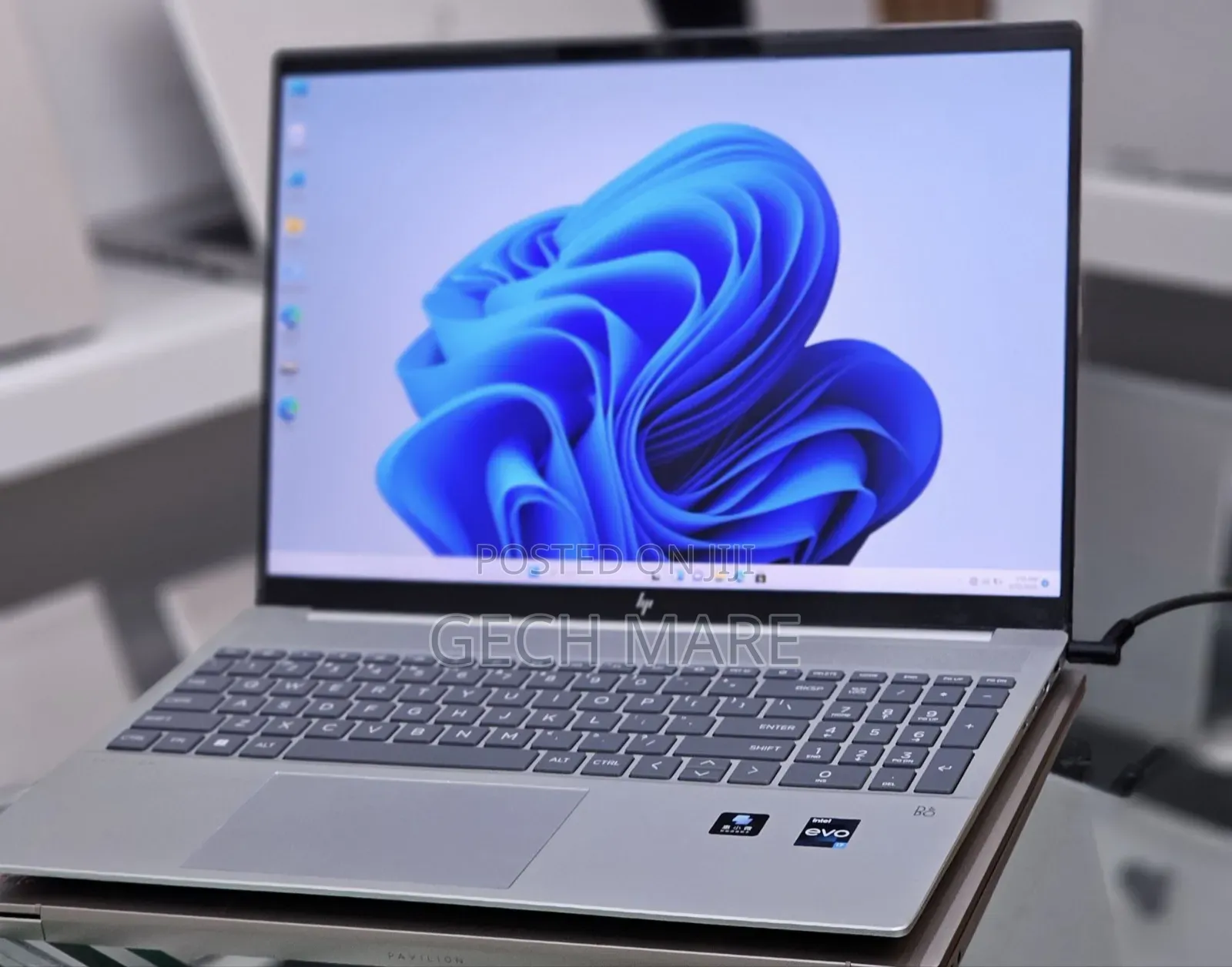 New Laptop HP Pavilion 15 16GB Intel Core i7 SSD 1T