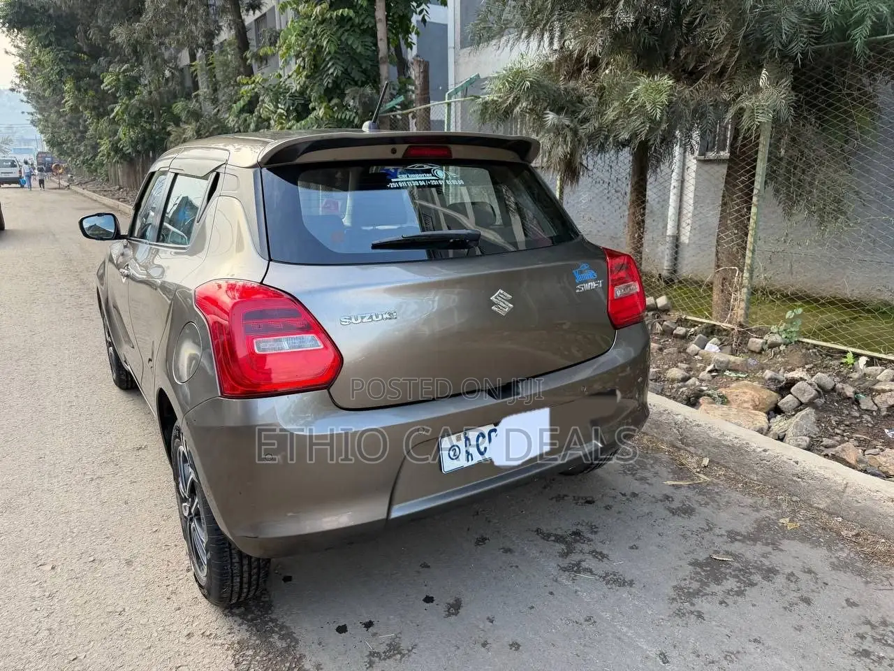 Suzuki Swift 2020 Brown