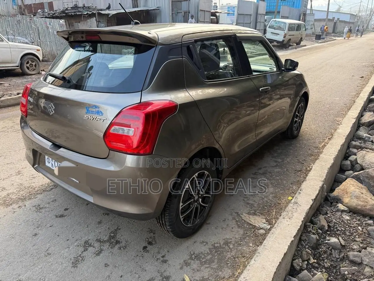 Suzuki Swift 2020 Brown