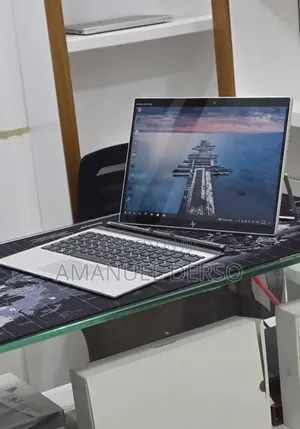 New Laptop HP X2 210 G2 16GB Intel Core i7 SSD 512GB