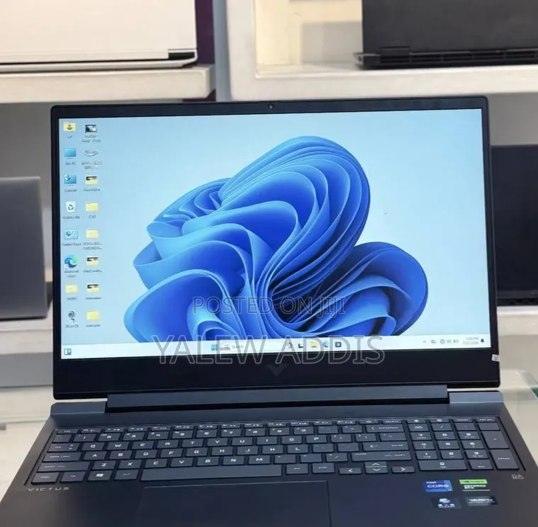 New Laptop HP Victus 16 16GB Intel Core i7 SSD 1T