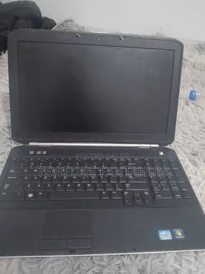 Laptop Dell Latitude E5520 4GB Intel Core i5 SSD 500GB